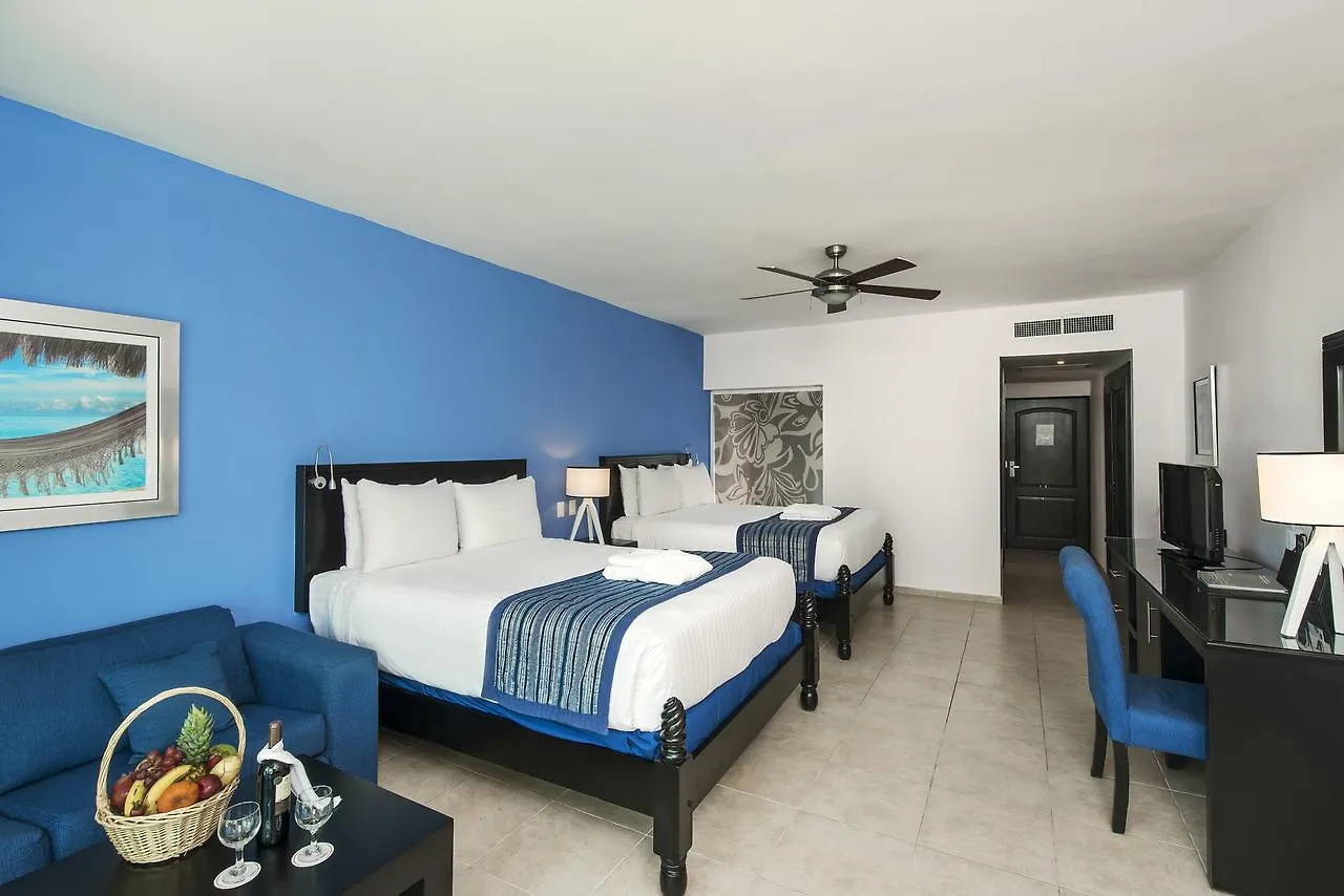 Privilege Club At Ocean Blue & Sand Hotel Punta Cana