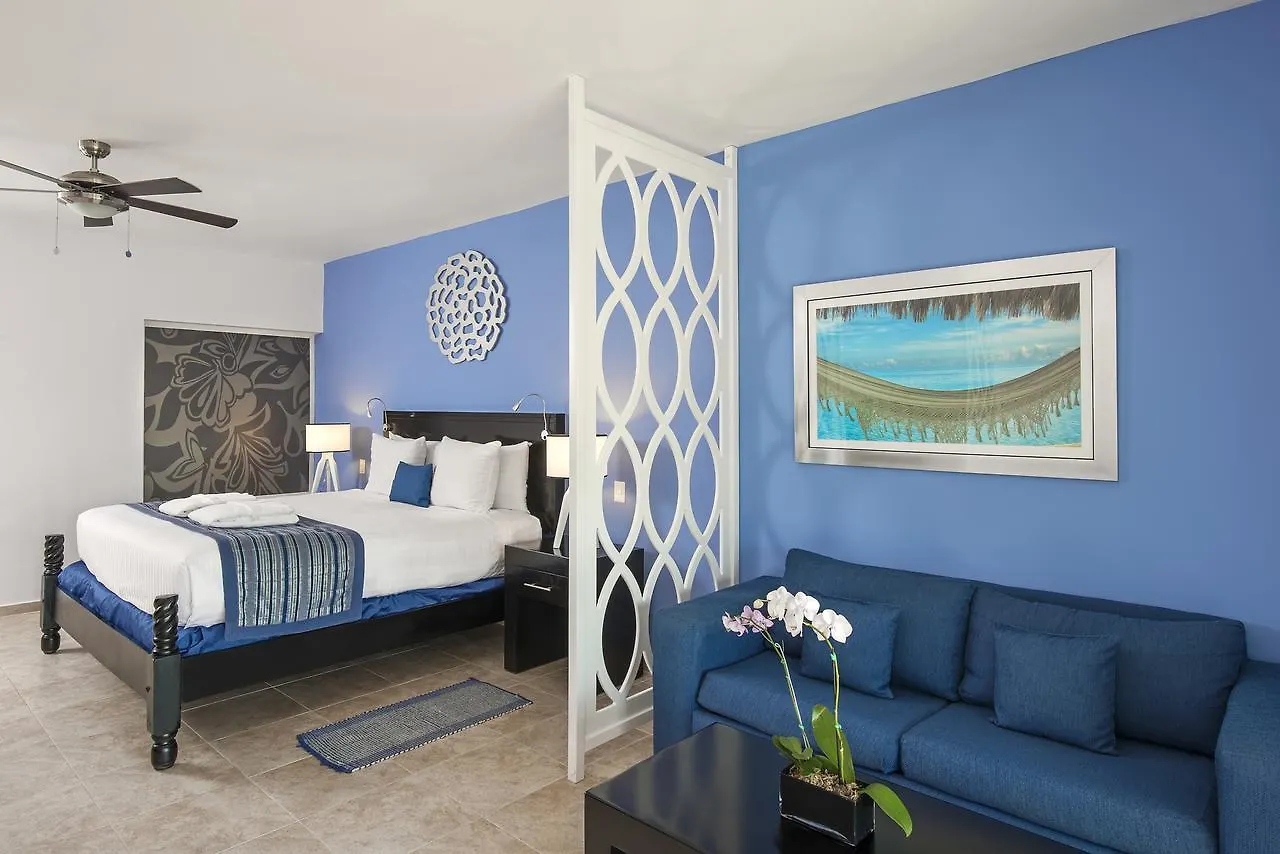 Privilege Club At Ocean Blue & Sand Hotel Punta Cana